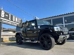 CARFAX走行証明実走行車両！LEXANI26インチ 4本出しマフラー オーバーフェンダー スムースマッチペイント ヘッドレストモニター他カスタム多数！ 1ナンバー登録 全国納車対応致します。