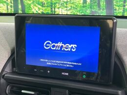 【純正ナビ】人気の純正ナビを装備。オーディオ機能も充実しており、Bluetooth接続すればお持ちのスマホやMP3プレイヤーの音楽を再生可能！毎日の運転がさらに楽しくなります！！