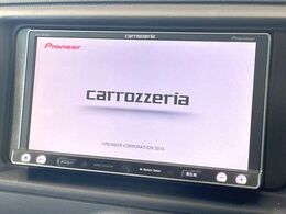 【ナビゲーション】目的地までしっかり案内してくれる使いやすいナビ。Bluetooth接続すればお持ちのスマホやMP3プレイヤーの音楽を再生可能！毎日の運転がさらに楽しくなります！！