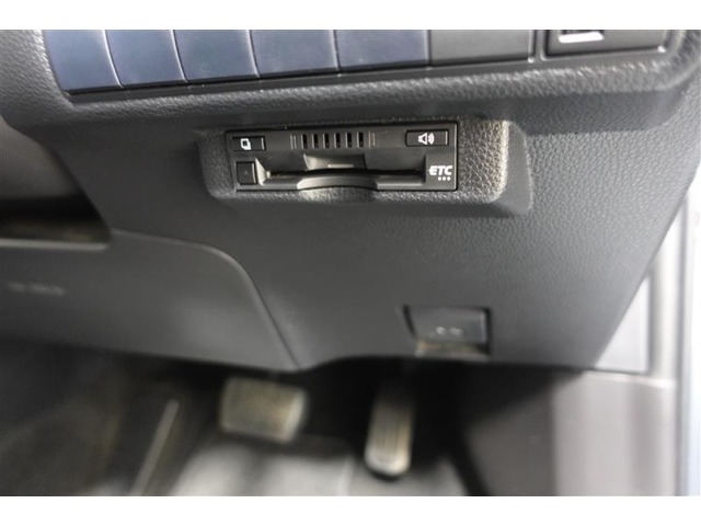 ETCは、自動的にクレジット精算してくれますので、いちいちお金を出す手間もいりません！また時間帯割引などの対象にもなります！