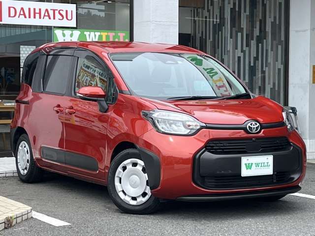 オレンジ系カラーのシエンタが入りました！