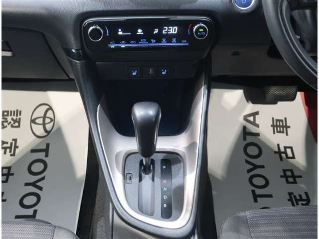 オートエアコン機能付きです。オートエアコン機能付きです。