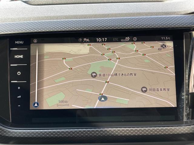 スマートフォン用アプリ[Apple CarPlay][Android Auto]対応の純正ナビ Discover Pro を装備、ラジオのほか、USB、Bluetoothハンズフリー通話にも対応。