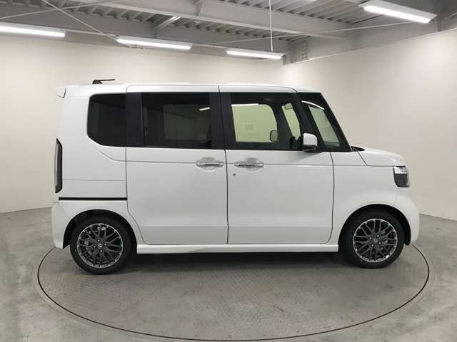 【軽の森なかもず店】に掲載されていないお車でも、ご希望の車種やお好みの色・グレードを仰って頂いたらお取り寄せも可能です！ お気軽にご相談下さいませ★