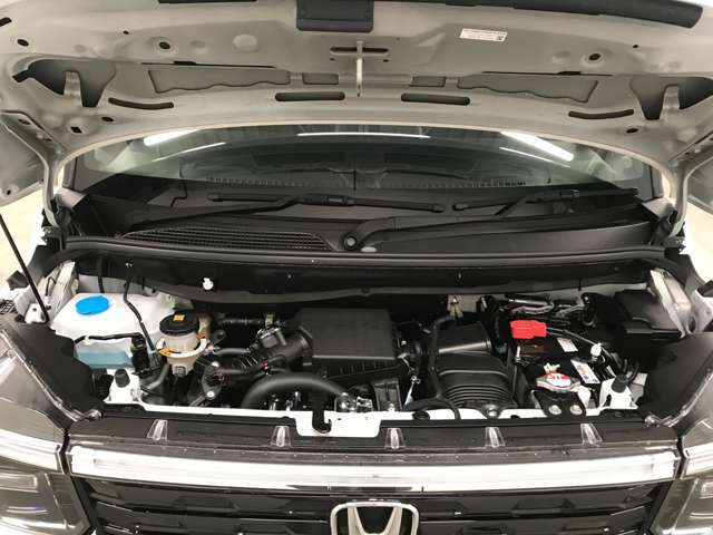 ご購入後のメンテナンス・車検も当店におまかせください！カフェのような空間でゆっくりおくつろぎ頂けますよ！