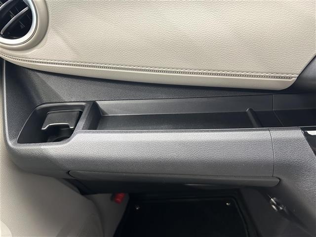 車両販売と整備・保証・クリーニングなどのサービスを自由にお選び頂けます。  サービスは必要な分だけお選び下さい。