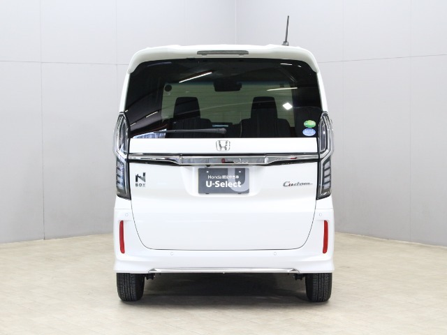 【コーティング】大好評のボディコーティング「グラスコーティング　ガードコスメSP」もご納車までに施工可能。ボディをキレイな状態に保ってくれます。