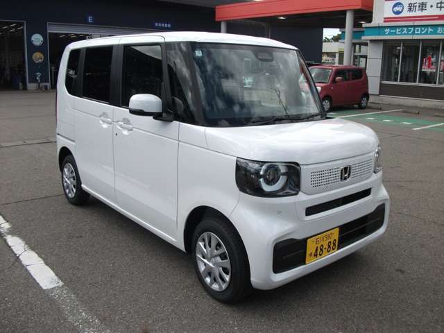 車検を含む定期点検(6ヵ月・12ヵ月)をはじめ、オイル交換やタイヤ交換等、「最近、ちょっと調子が・・・」という時には、お気軽にご来店下さい。お客様のお車の状態を的確に判断した点検・整備を行います。