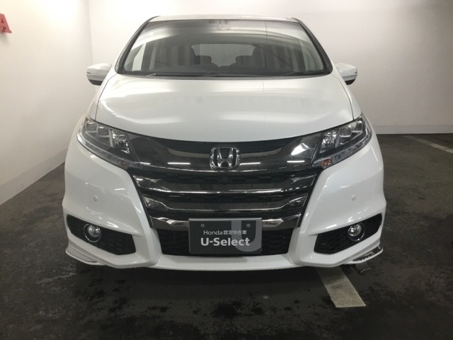 一目見てホンダ車だとわかるカッコいいフロントマスクです！
