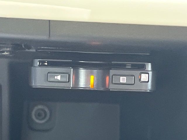 ●ETC車載器（アンテナ分離型音声案内タイプ）：お引き渡し時には再セットアップを実施後、お渡しいたします。マイレージ登録に関してもお気軽にスタッフまでお尋ねください。