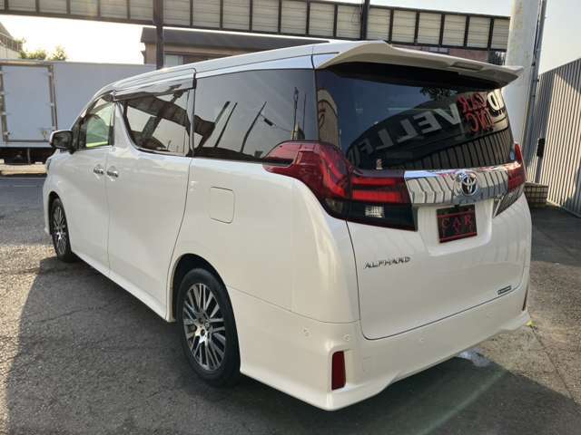 メール、お電話にてお気軽にお問い合わせください！当社スタッフがお車の事分りやすくご説明させていただきます！メールでのお問い合わせは当ページの無料在庫確認・見積依頼をクリック！