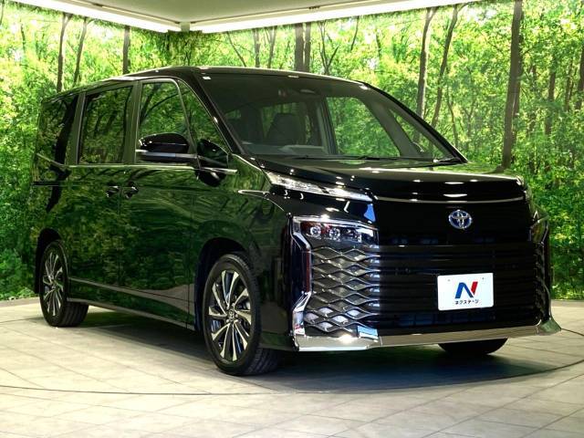 大好評のボディコーティング「弾スプラッシュコート」もご納車までに施工可能。通常のガラスコートと異なる、耐久年数6年の無機質ガラスコーティングが、ボディをキレイな状態に保ってくれます。
