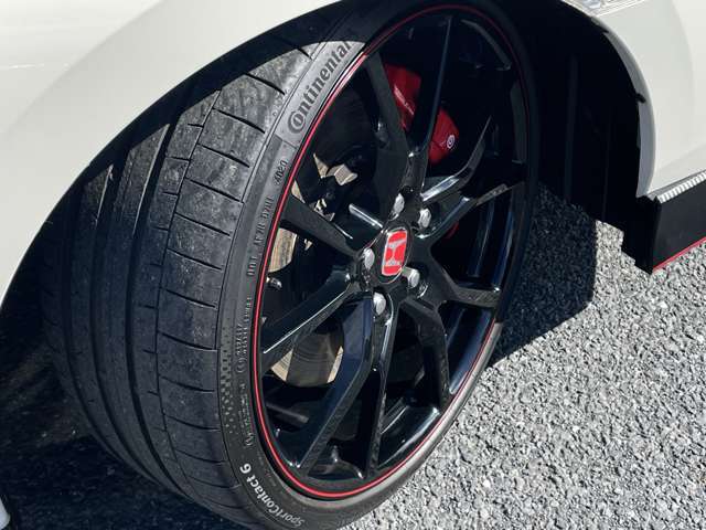 【電装パーツ】ナビゲーション・オーディオ・ETC取付、交換など各種オプション承ります。　詳しくはスタッフにお尋ねください。