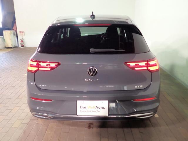 LEDテールランプで後続車にアピールできます。視認性もバッチリです。