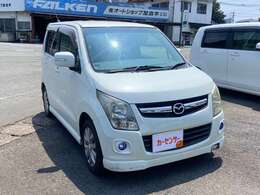 軽自動車・乗用車はもちろん軽トラック・ハコバンなど！様々なお車を展示しております！ぜひお気軽にお越しください☆