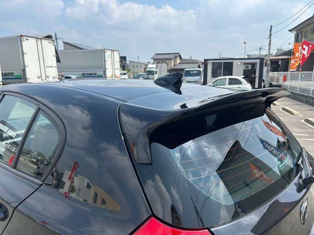 FRP製品の為上面凸凹しています。