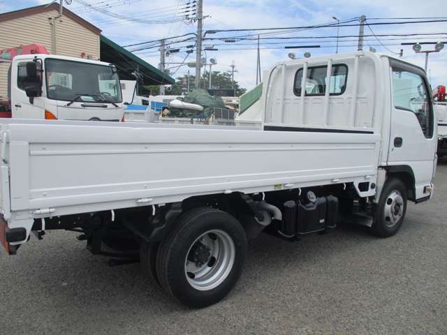 内装は一台一台、手作業で綺麗にしております！是非、現車確認してください！