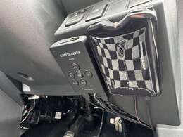 右はETC車載器、左はドライブレコーダーの本体機器です！後から必要になりそうな装備は一通り装着されてます！