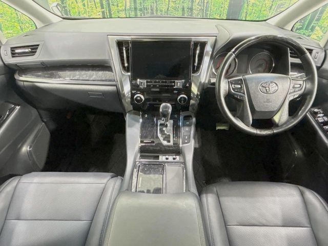 グループ総在庫数約30，000台！！全国の系列店からメーカー・車種問わずご紹介出来るので、あなたにピッタリのお車が見つかるはずです♪まずはお問い合わせ下さい☆