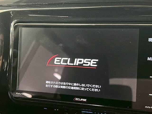 【7インチナビ】地デジもついて多機能なモデルです。最新ナビもお取扱いございます。こだわりの機種などございましたらご相談ください