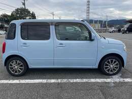 ユーザー買取車のダイハツミラココア入庫しました。車検整備時にエンジンオイル、エレメント、ワイパーブレード左右、ブレーキオイル、ブレーキパット、ローター、リアシュー、リアドラム交換後納車します。