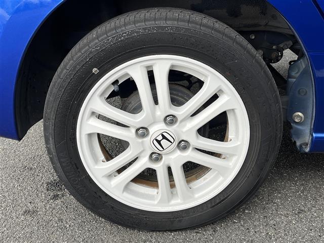 【タイヤ・ホイール】足回りもかっこよく決まってます！社外のアルミやスタッドレスタイヤも取り扱いございます！！ドレスアップもカスタマイズもお任せください！！