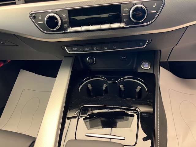 新車・中古車どちらでもご相談下さい。お客様のライフプランに合わせて最適なご提案を致します。試乗車もご用意しております。