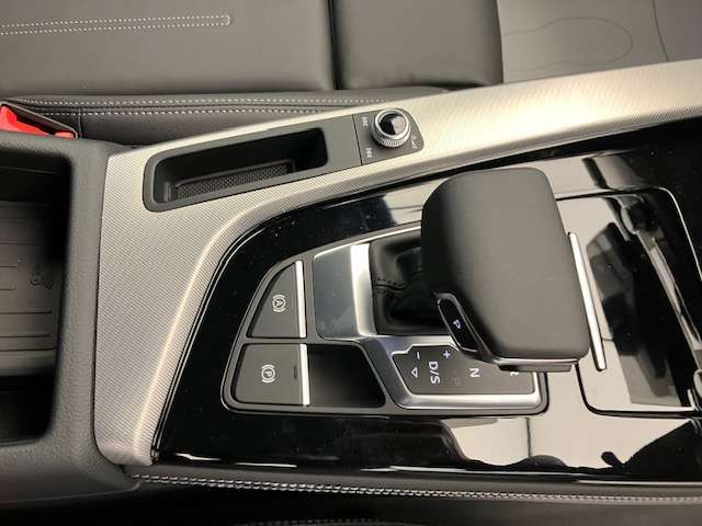 新車を常時展示しております。Audiに興味があるお客様はぜひ一度ご覧くださいませ。見て頂ければAudiの世界に引き込まれます。
