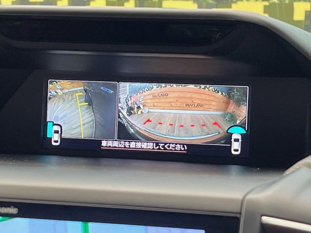 【サイド＆バックカメラ】停車・駐車時に死角になりがちな運転席から見えづらいサイドとリアの障害物を確認できます！雨天時や夜間などは特に活躍してくれるアイテムです。