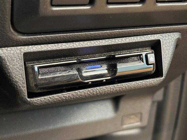 【ETC】高速道路の料金所をストレスなく通過！話題のスポットやサービスエリアに多い「スマートIC」利用時は必須のアイテムです。当店でセットアップを実施、ご納車当日からすぐにご利用いただけます！