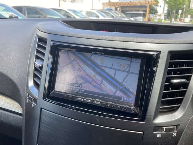 車検整備付き！後期型！アイサイト！SDナビ、TV、Rカメラ、17インチアルミ、ETC装備のアウトバック2.5iアイサイトが入庫しました！お買い得で大変おすすめです！日本全国対応可能です。