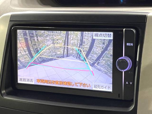 【バックカメラ】駐車時に後方がリアルタイム映像で確認できます。大型商業施設や立体駐車場での駐車時や、夜間のバック時に大活躍！運転スキルに関わらず、今や必須となった装備のひとつです！