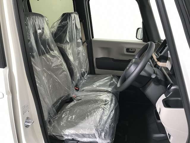 ホイールやタイヤなどのお手入れのご相談も可能です！ご購入頂いたお車を綺麗にお乗り頂けるようにサポートいたします！