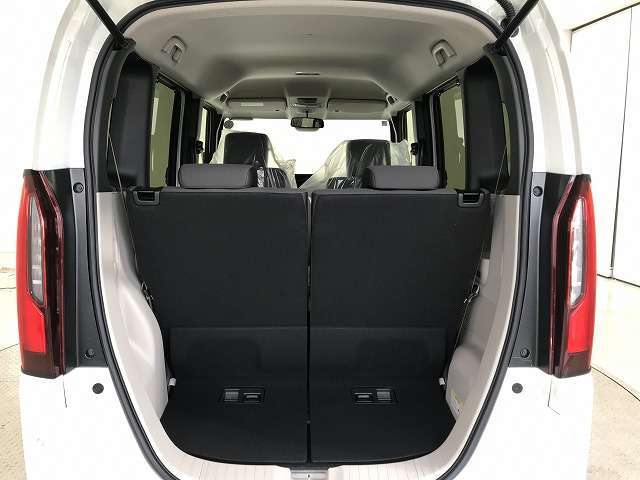 【軽の森泉大津店】に掲載されていないお車でも、ご希望の車種やお好みの色・グレードを仰って頂いたらお取り寄せも可能です！　お気軽にご相談下さいませ★