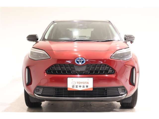 【LEDヘッドライト】白く照らされるのが特徴です。明るいだけでなく、周囲からの認知されやすく歩行者や死角にいる方へアピール効果、安全性が飛躍的に向上します！