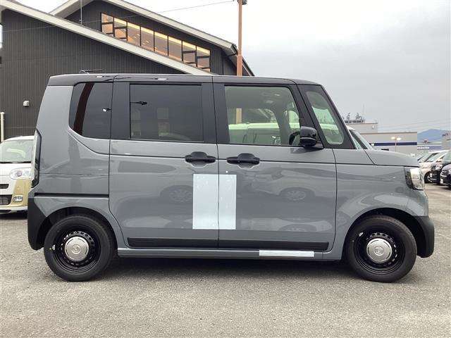 ■□■□■ 登録（届出）済未使用車はノルマ達成のために作られた走行100km未満、かつ初度登録または初度届出された車両でいわゆるアウトレット車です■□■□■