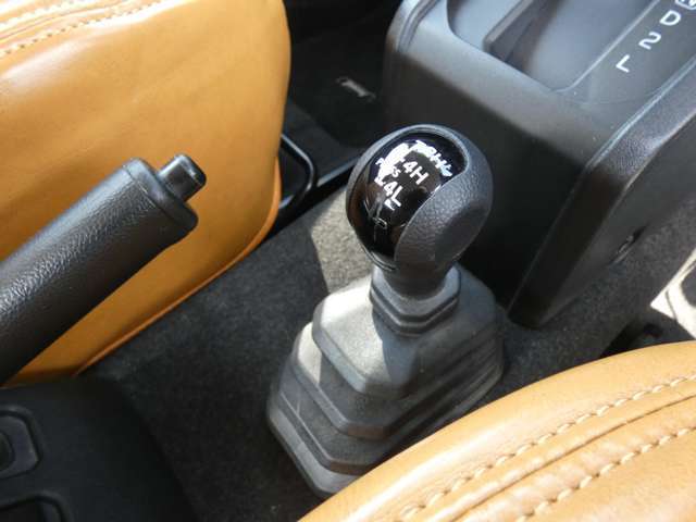 お子様がいるお客様の為にもお気軽にご来店いただけるよう、キッツルームもご用意しております！お子様に目が行き届くようにキッツルームを設置し、安心して商談していただける環境作りを心掛けています！