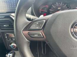 【運転席操作部】『運転席周辺の装備』の画像になります。快適なドライブを楽しむための機能が装備されています！運転席から触れるので使いやすいです！