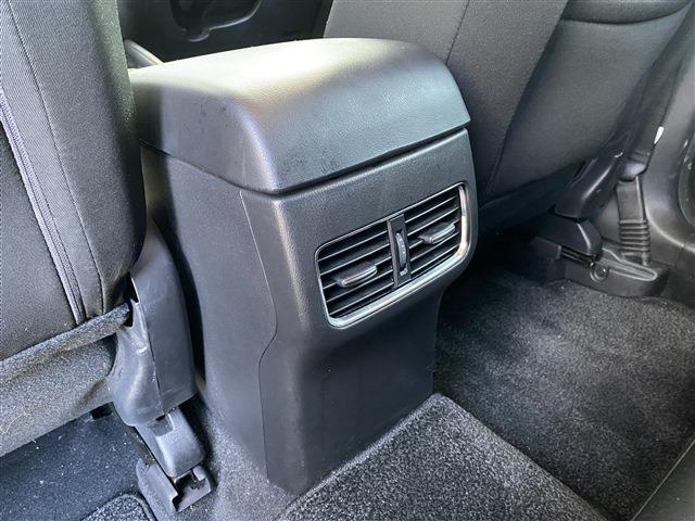 当店のお車をご覧いただきましてありがとうございます。お車についてのご質問やお見積りのご依頼、ご購入にあたってのご相談などは無料電話(0078-6002-312860)にお気軽にお問い合わせ下さい！