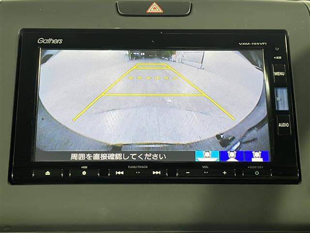 【　バックカメラ　】便利なバックカメラ装備で安全確認を頂けます。駐車が苦手な方にもオススメな便利機能です。