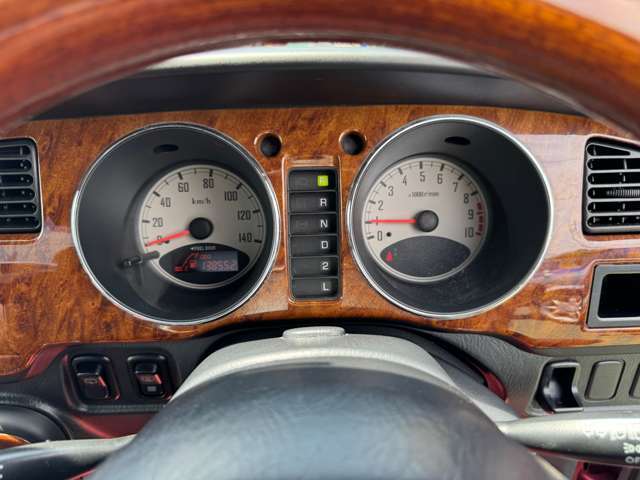 ご覧頂きまして誠に有難う御座います。【ミラジーノ買取・販売専門店　MK　AUTO】で御座います。お問い合わせは無料ダイヤル0078-6003-287557までご遠慮無く御連絡下さいませ。