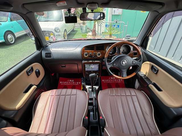 MK　AUTOは少人数で営業しておりますので日中は登録、車検、納車で外出している事が御座いますのでお問い合わせは無料ダイヤル0078-6003-287557までご遠慮無く御連絡下さいませ。