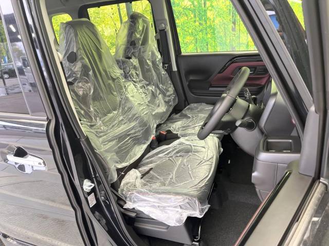 もちろん車内はキレイです♪よりクリーンな状態をキープしたいお客様には『ナノゾーンコート』がおすすめ！新型コロナウイルス対策や、除菌・消臭に効果を発揮し多くの方にご好評いただいております。