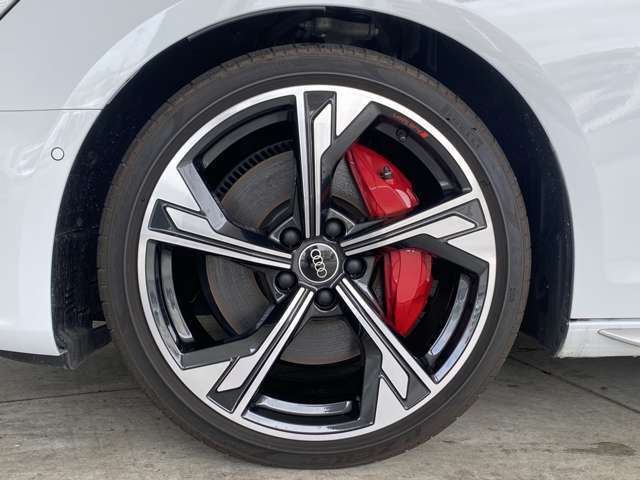 中古車だけではなく、新車も多岐にわたり、正規輸入車販売を行っております。全国選りすぐりの仕入ネットワークの中からあなたにピッタリのお車を探します！◆無料電話：0078-6002-480449◆