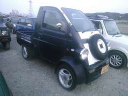 希少車！希少色！4速マニュアルミッション！クーラー！社外アルミ！CD！