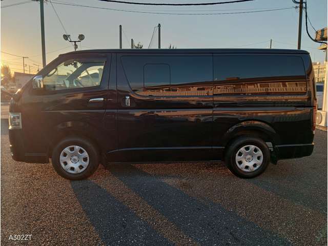 社団法人自動車公正取引協議会『AFTC』走行メーター管理システムの認証車だけを展示しています！