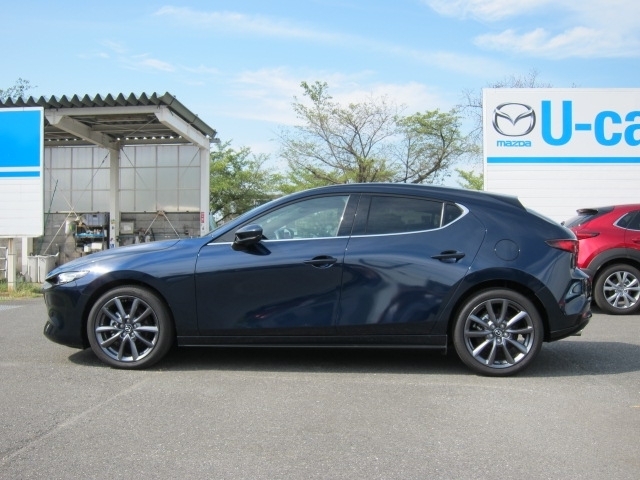 キビキビ走る元気な車！！扱いやすく毎日のお供にいかがですか！！