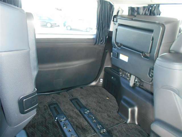 トランクは広々空間！！　ご家族での旅行もぜひ(^^♪