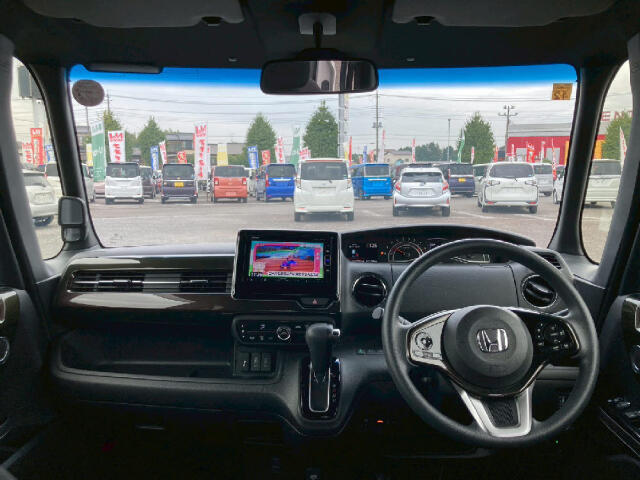 お客様がお求めの一台に巡り合えるよう、誠心誠意ご対応いたします。万が一当店にご希望のお車がない場合、当社21店舗1,000台以上の在庫からお探しいたします！