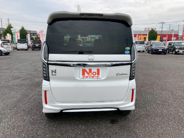 私達はお客様が楽しく、そして安全な車選びができますよう、分かりやすい情報開示を心がけております。価格の表示に関しては、支払総額を掲載する事で、初心者のお客様にも安心な情報をお届け致します。